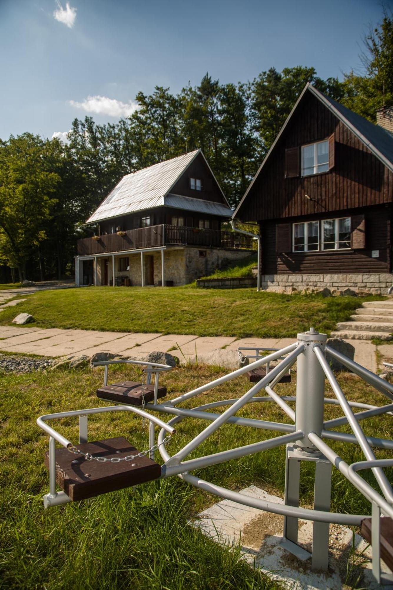 Rodinne Chaty Moravanpark - Ubytovani V Srdci Valasska Podkopná Lhota Екстериор снимка